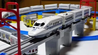 Plarail Japanese train JR ☆ Shinkansen N700 series runs!