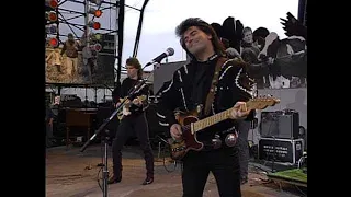 CB Inc's "Burn Me Down" with Marty Stuart & His Fabulous Superlatives (live At Farm Aid 1993)