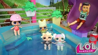 Barbie Boy plays with LOL Surprises Doll Dreamhouse Pool Party Poupées LOL à la piscine