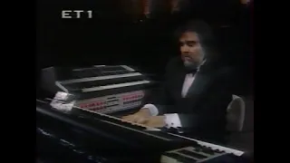 Vangelis - Intro from "The Night Of Poetry" (live)