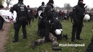 HogeSa bei 'Querdenken' in Düsseldorf (06.12.2020)