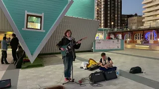 They are amazing! Ren (The Big Push) & Liv Sangster Freestyle Busking at Brighton Seafront. 22