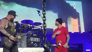 Brantley Gilbert w/ Ivan Moody - Blue on Black