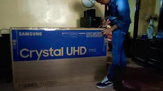 Unboxing Samsung (55 inch) Crystal UHD series 7 TU7000
