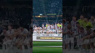 Аргентина - Чемпион мира 2022 | Месси поднимает кубок