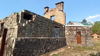 Славянск 16 апреля 2024 —Разрушенная "Колыба" внутри.