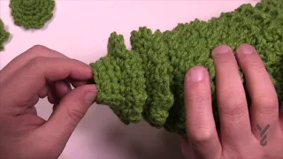Crochet Fir Tree - Extra Help: Pattern | EASY | The Crochet Crowd
