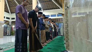 Sholat Berjamaah Siswa Siswi SMADA Sumenep