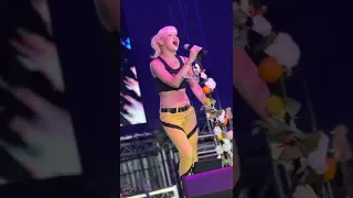 No Doubt Tribute Band, No Duh! Officially The Worlds Greatest Tribute to No Doubt & Gwen Stefani!