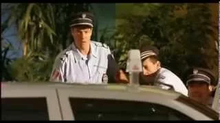 Taxi 2 (2000) - Trailer (english subtitles)