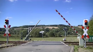 Spoorwegovergang Solms (D) // Railroad crossing // Bahnübergang