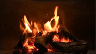 Christmas Retro Classics - Yule Log (HD)