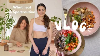 Wie ich mich als Minimalistin ernähre& trainiere | What I eat in a day& Sportroutine Vlog