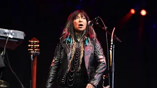 Buffy Sainte-Marie + her band play Whistler 08.24.19