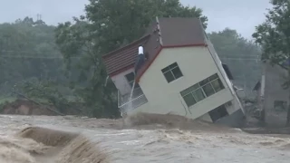 Floods, Torrential Rains Batter Most Parts of China