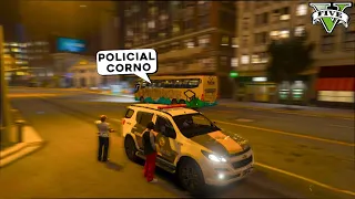 CHAMOU O POLICIAL DE CORNO DE DENTRO DO ÔNIBUS - GTA RP