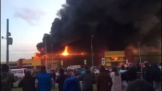 Пожар на строительном рынке «Синдика» в Москве