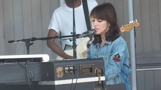Charlotte Gainsbourg - Lying with You (02-07-2019)