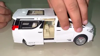 Toyota Alphard Mini