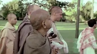 Srila Prabhupada Morning Walk - Denver - June 29, 1975