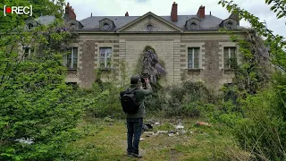 Perdu dans la montagne, ce château abandonné reste un véritable mystère...