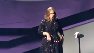 Adele - Skyfall (live in Cologne)