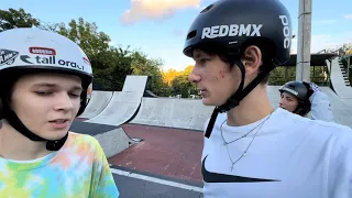 ДЕЛАЕМ ТРЮКИ НА BMX!