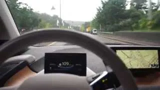 BMW i3 Acceleration 0-150km/h Hill Climb in Korea