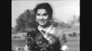 RADHA JI KE KUNWAR KANHAIYA HO - ASHA BHOSLE - MOHD.RAFI - G S NEPALI -CHITRAGUPT ( TULSIDAS 1954 )