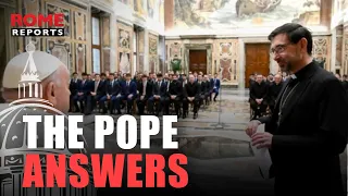 Pope spends nearly two hours answering questions from seminarians