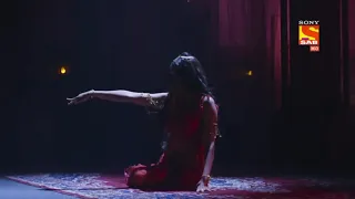 Ashi singh beautiful dance in Aladdin. And aladdin funny reaction 😂❤😂.