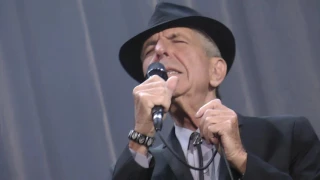 Leonard Cohen : Hallelujah: Live in Manchester UK 31/8/13
