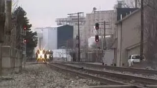 Battle Of The Horns! - BNSF vs NS - Fostoria, OH 3/28/2014