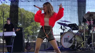 Against The Current 'I Like The Way' (Lollapalooza) [8-2-19]