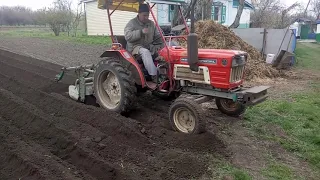 Японский минитрактор янмар Yanmar фреза с окучниками