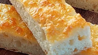 Неймовірний смак домашнього хліба з сиром та часником