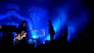 The Dead Weather - "A Child Of A Few Hours Is Burning To Death" (cover) live @ First Avenue