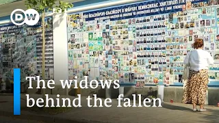 Ukraine: Thousands of soldiers are dead and more will die – what about their wives? | DW News