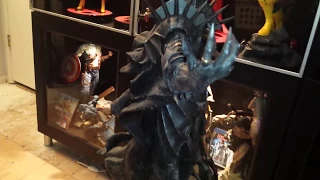 Sideshow Weta Sauron Statue