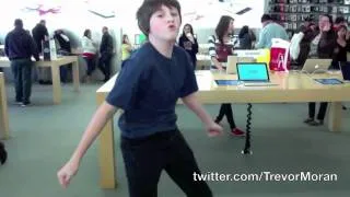 APPLE STORE DANCE TO SEXY AND I KNOW IT!!