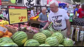 Lucky's Market debuts new store in St. Petersburg