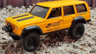 Diecast Jeep Cherokee XJ "The Banana" from Matt's Off Road Recovery