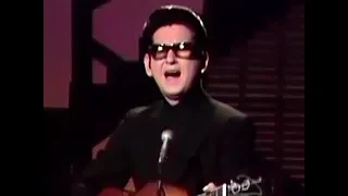 Roy Orbison Crying, Oh Pretty Woman Live w/Johnny Cash