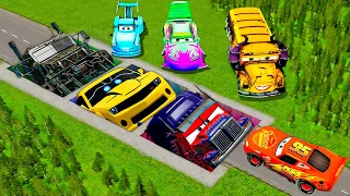 Mega Pits With Bumblebee & Optimus Prime & Megatron vs McQueen And Huge & Tiny PIXAR CARS! BeamNG