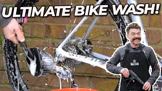 How to Wash a Bike Properly: Tips From a Pro Bike Mechanic