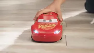 Disney•Pixar Cars 3: Movie Moves Lightning McQueen | Mattel