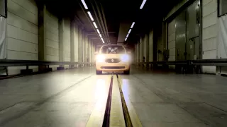 2016 smart fortwo vs. S-Class Crash Test