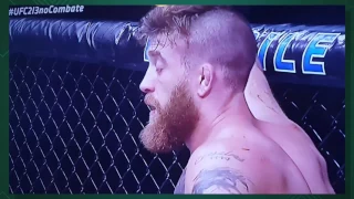 Grande vitória Thiago Marreta no UFC 213.