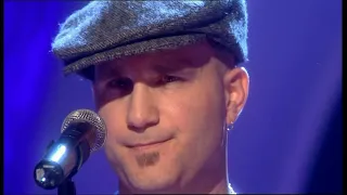 Mad World - Michael Andrews ft. Gary Jules TOTP 2003