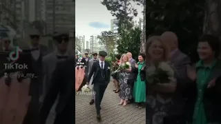 Сюрприз от пацанов на свадьбе